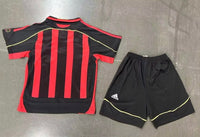 T-shirt e Pantaloncini per Bambino AC MILAN Home Retro 06/07