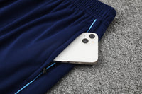 Maglia da allenamento e pantaloncini del Manchester City 25/26