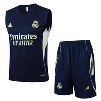 Maglia da allenamento e pantaloncini del Real Madrid 25/26
