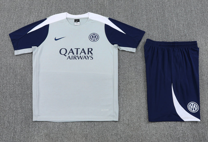 Maglia e Pantaloncini pre-allenamento Inter 25/26