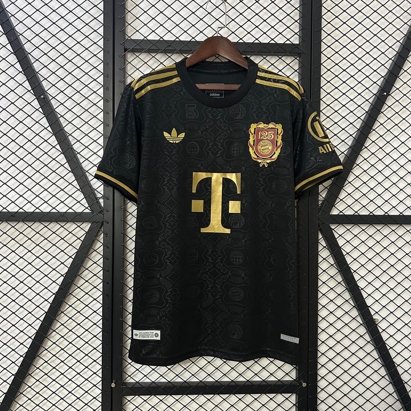 Maglia Bayern Monaco Edizione speciale per il 125° anniversario