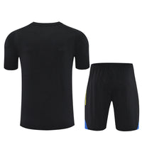 Maglia da allenamento e pantaloncini del Manchester United 25/26