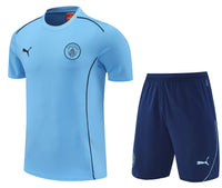 Maglia da allenamento e pantaloncini del Manchester City 25/26