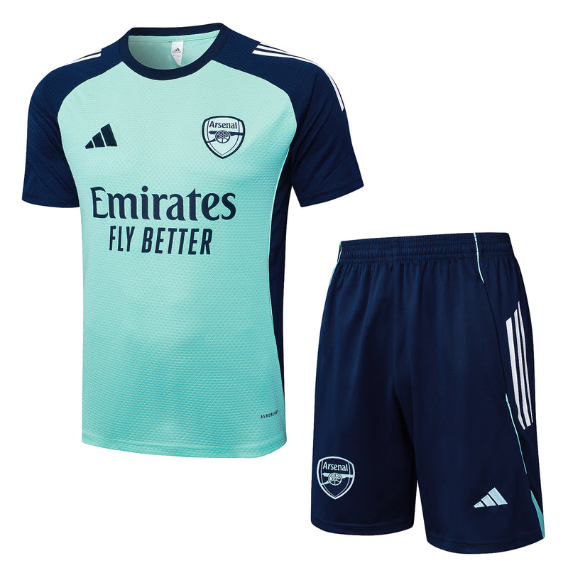 Maglia da allenamento e pantaloncini del Arsenal 24/25