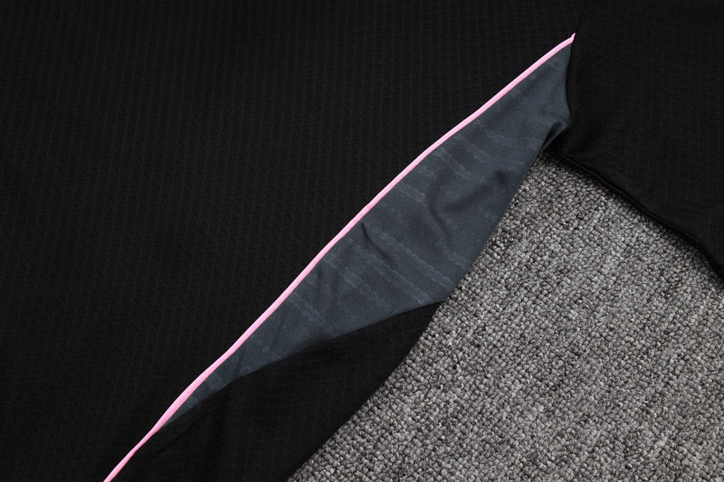 Maglia e Pantaloncini pre-allenamento Juventus 25/26