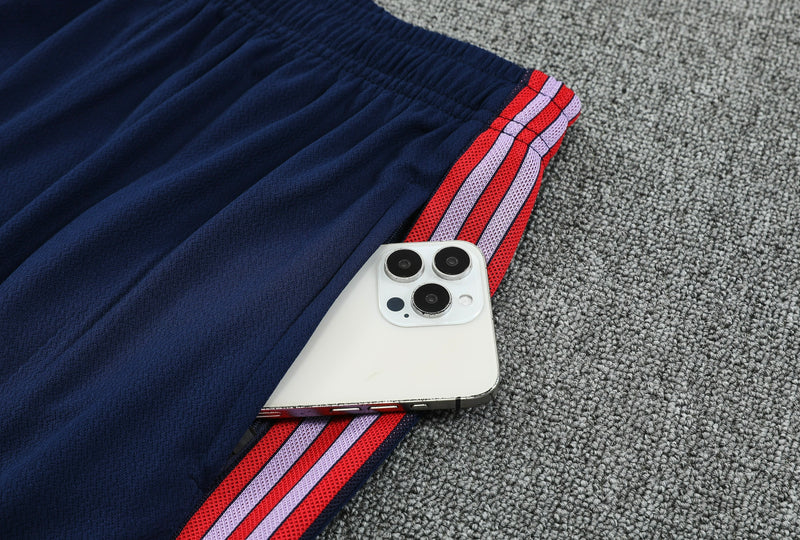 Maglia da allenamento e pantaloncini del Arsenal 24/25