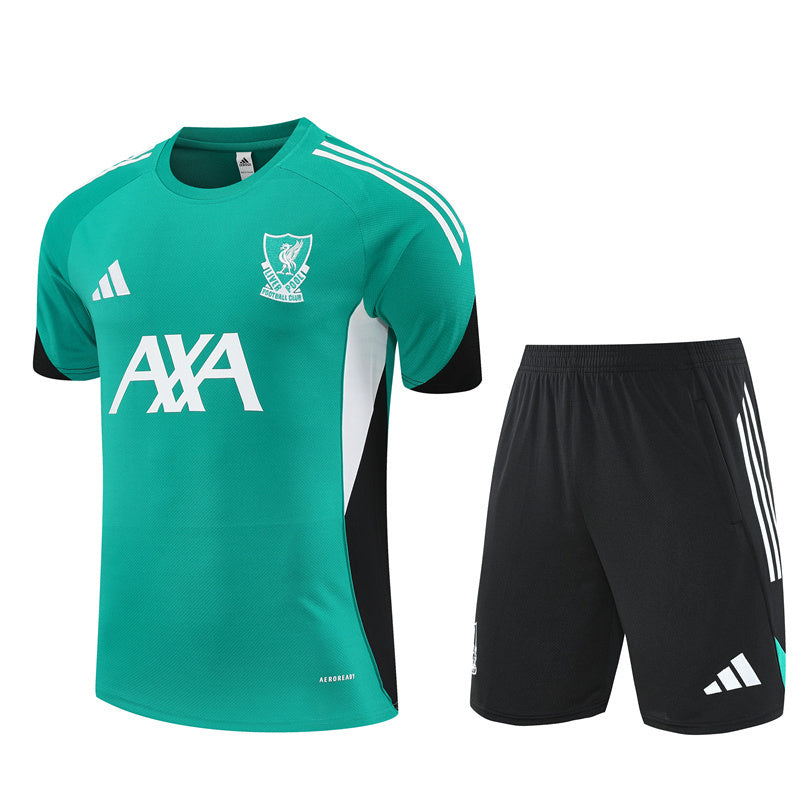 Maglia da allenamento e pantaloncini del Liverpool 25/26