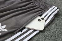 Maglia da allenamento e pantaloncini del Real Madrid 25/26