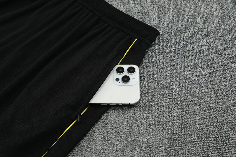 Maglia da allenamento e pantaloncini del Borussia Dortmund 25/26