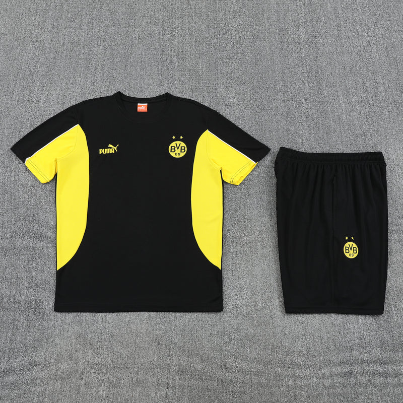 Maglia da allenamento e pantaloncini del Borussia Dortmund 25/26