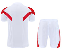 Maglia da allenamento e pantaloncini del Bayern 25/26