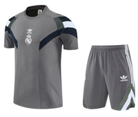 Maglia da allenamento e pantaloncini del Real Madrid 25/26