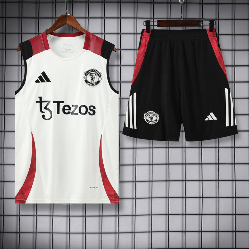 Maglia da allenamento e pantaloncini del Manchester United 25/26