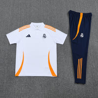 Maglia e Pantaloni Real Madrid 25/26