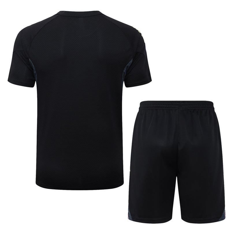 Maglia e Pantaloncini pre-allenamento Juventus 25/26