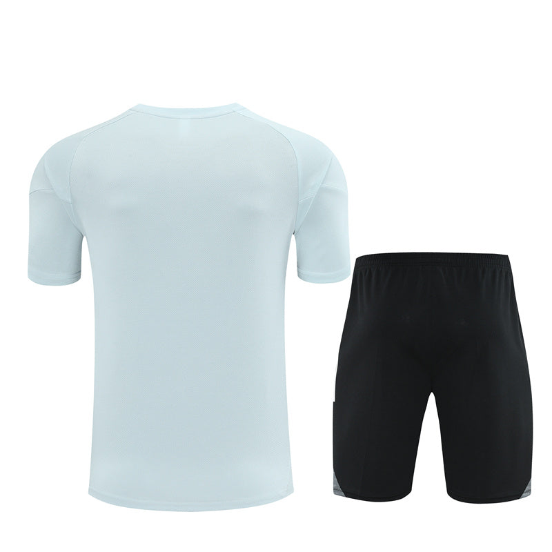 Maglia da allenamento e pantaloncini del Giappone 25/26