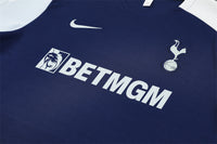 Maglia da allenamento e pantaloncini del Tottenham Hotspur 25/26