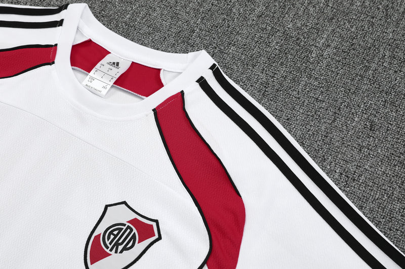 Maglia e Pantaloncini Allenamento River Plate 25/26