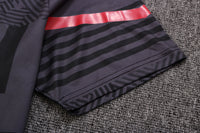 Maglia e Pantaloni Milan