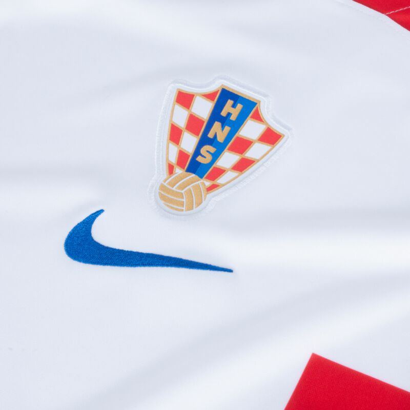 Maglia Home Croazia 2022-2023 incl. Patch della Nations League e della Fondazione